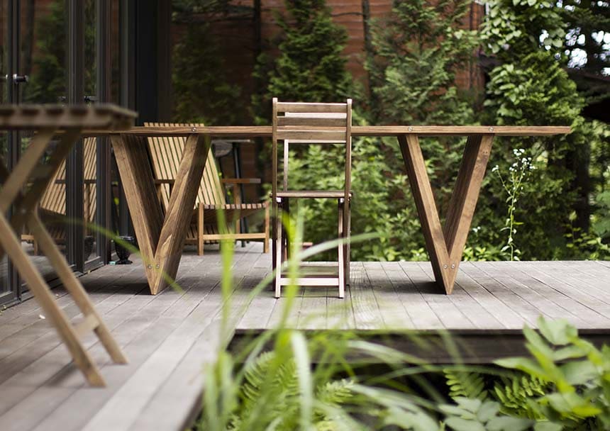 屋外家具の素材