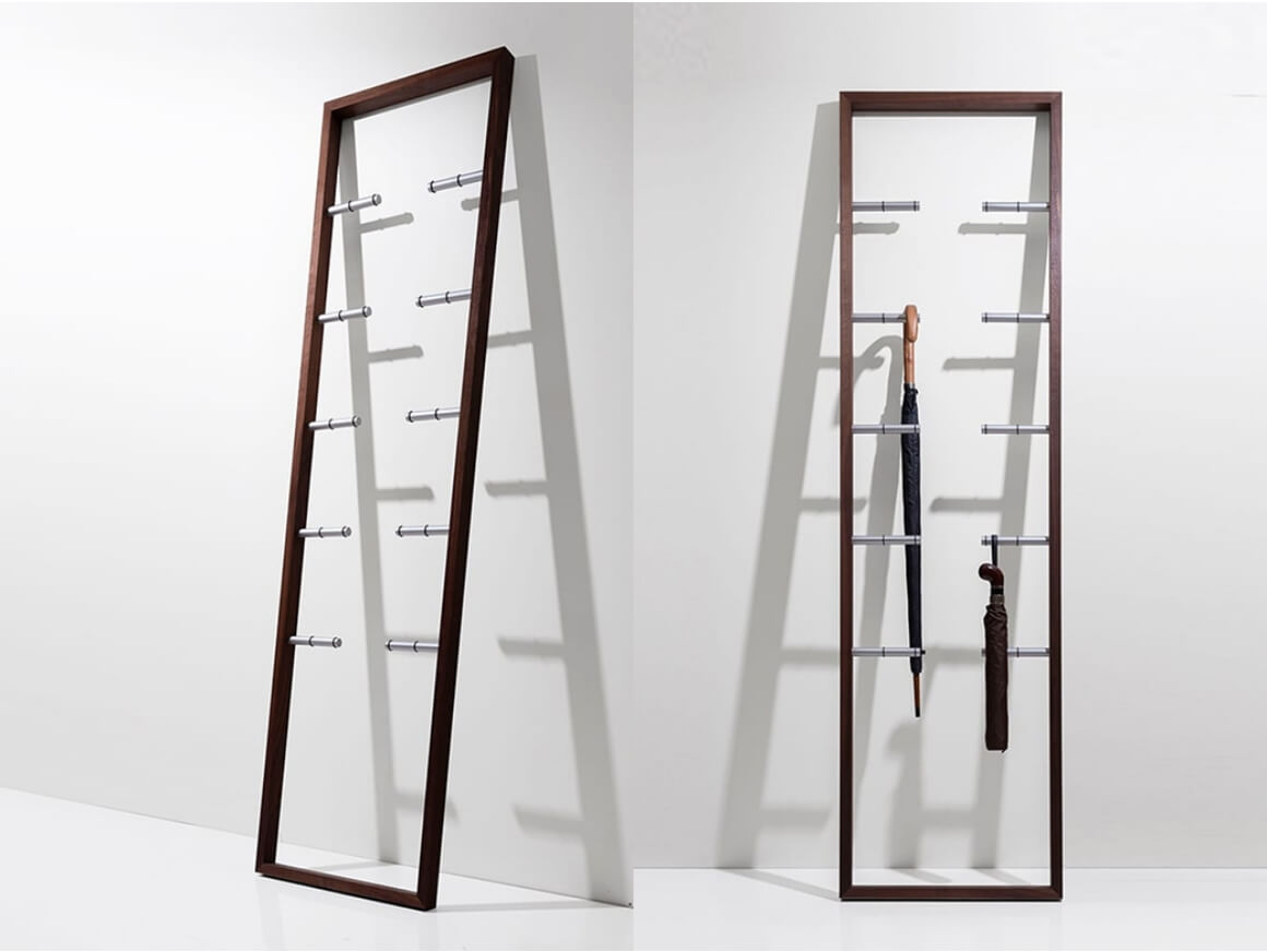 無垢材による収納ラック