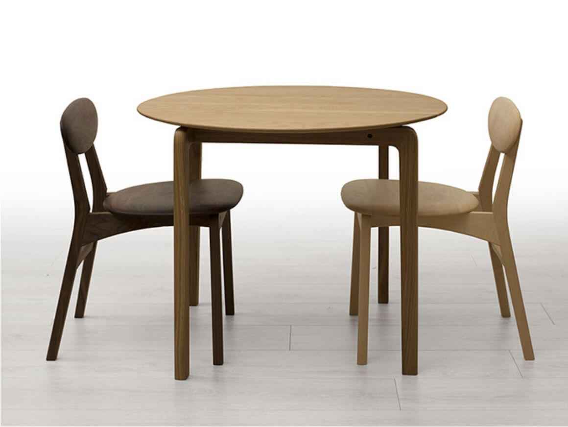 天然木無垢材を使用した国産組立家具