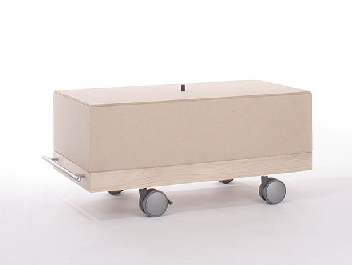 キャスター付き収納箱