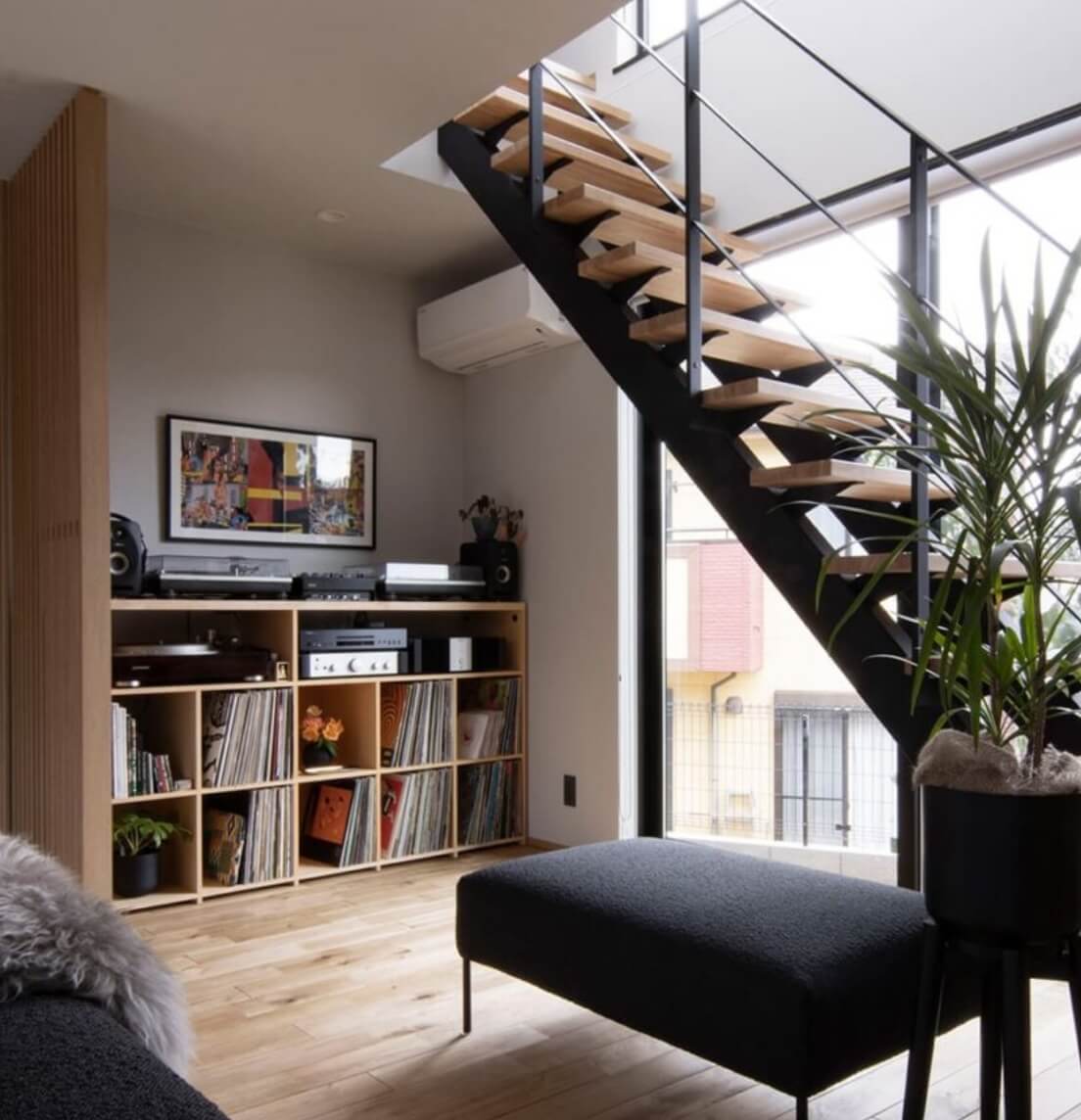 ロータイプ収納本棚