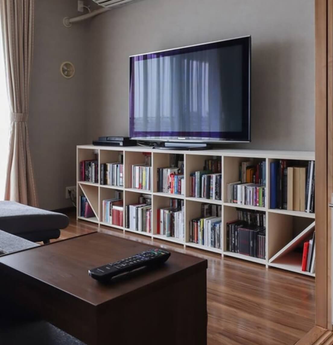 ロータイプ収納本棚