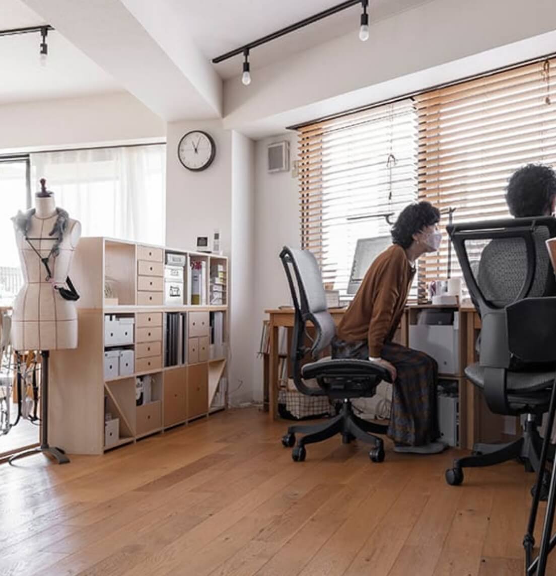 ロータイプ収納本棚