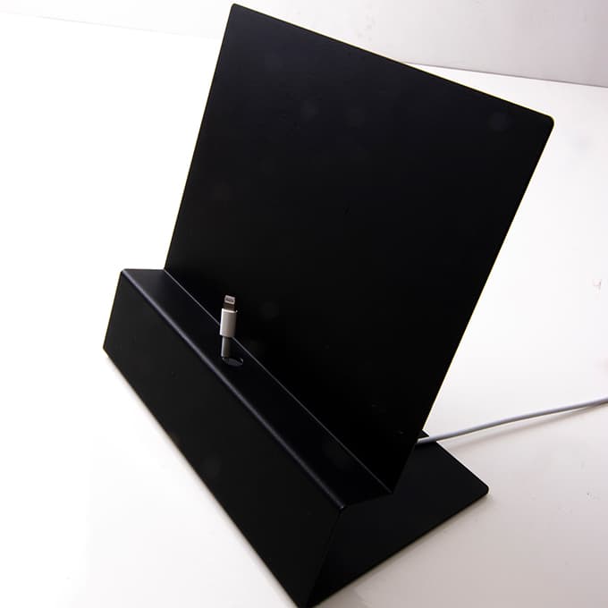 iPadスタンドとしても使えるブックスタンド（BS-12A） 本展示・本立て・ディスプレイのウレタンバンパー