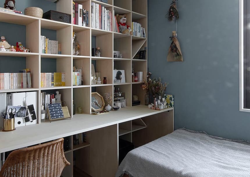 リフォーム工事なしで造作家具のような壁面収納を実現