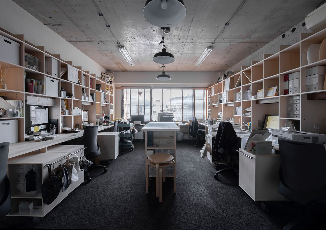 カウンター付き・開口部のある本棚 奥行350mm 縦7コマ×横7コマ 2-222|margherita（マルゲリータ）