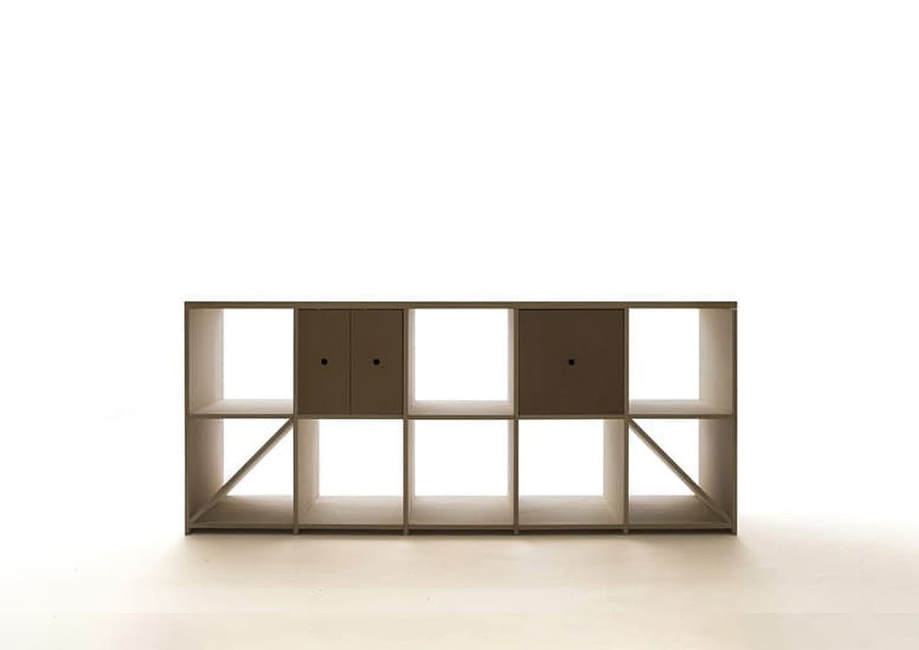 大型本を収納できる大容量本棚