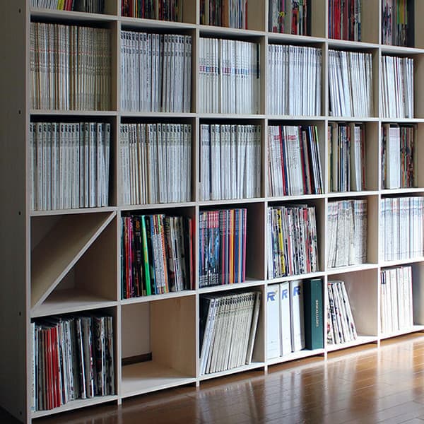 Shelf 壁一面の本棚 たわまない本棚