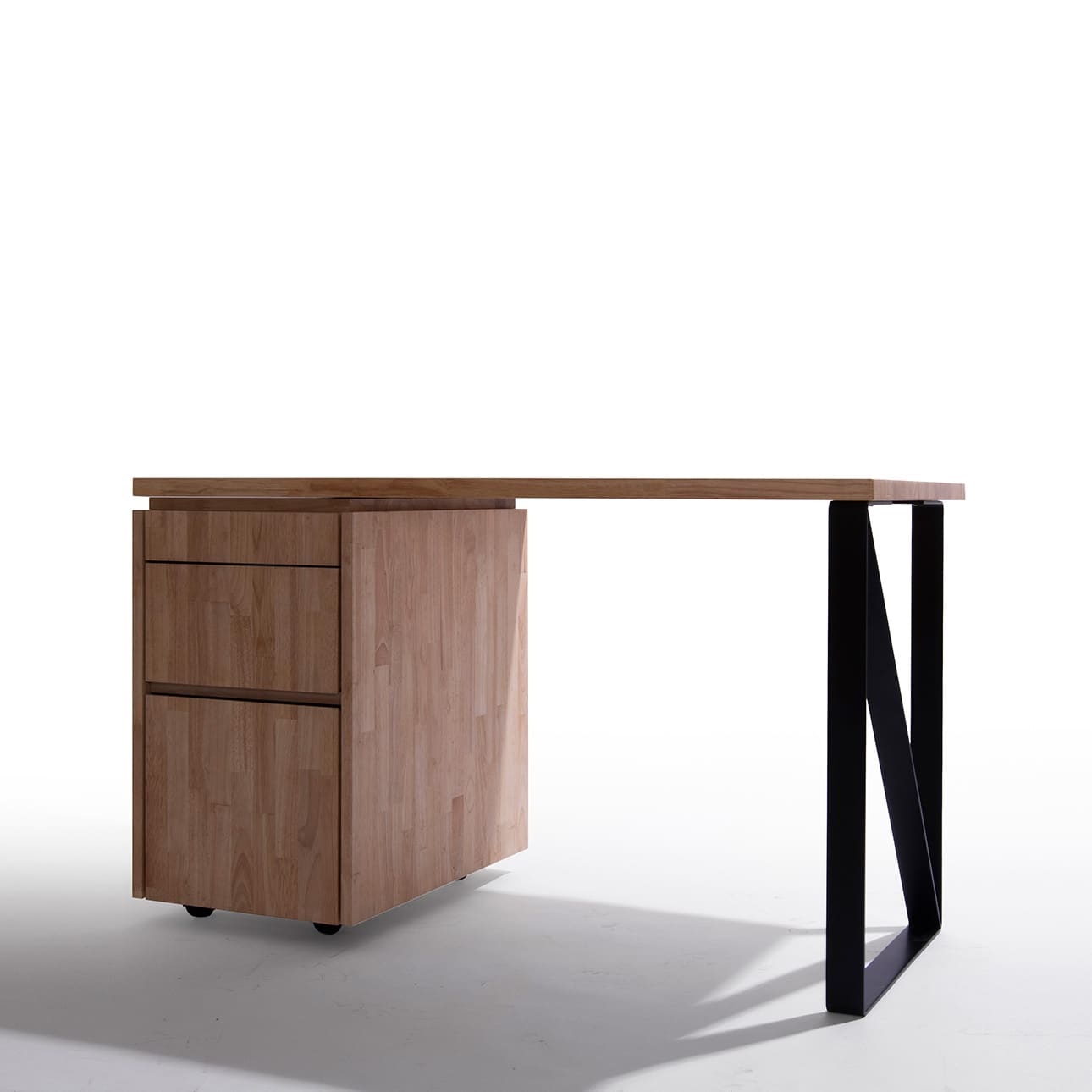 Studio ワークデスク 幅1400mm(キャビネット付き)