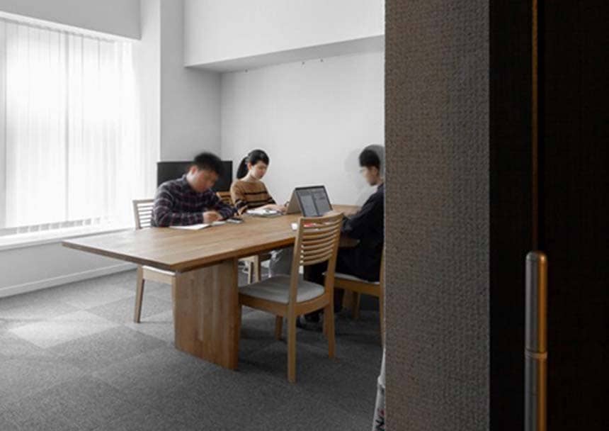 ダイニングテーブル