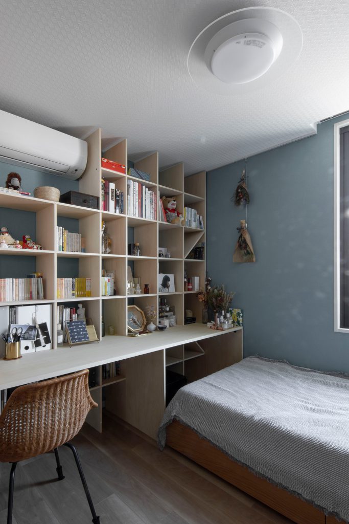 カウンター付き本棚/Shelf（No.25）寝室の本棚