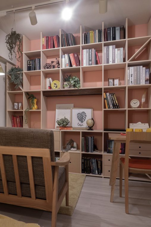 戸建て住宅のモデルルームに | 開口部のある本棚 / Shelf (No.08) | マルゲリータ使用例