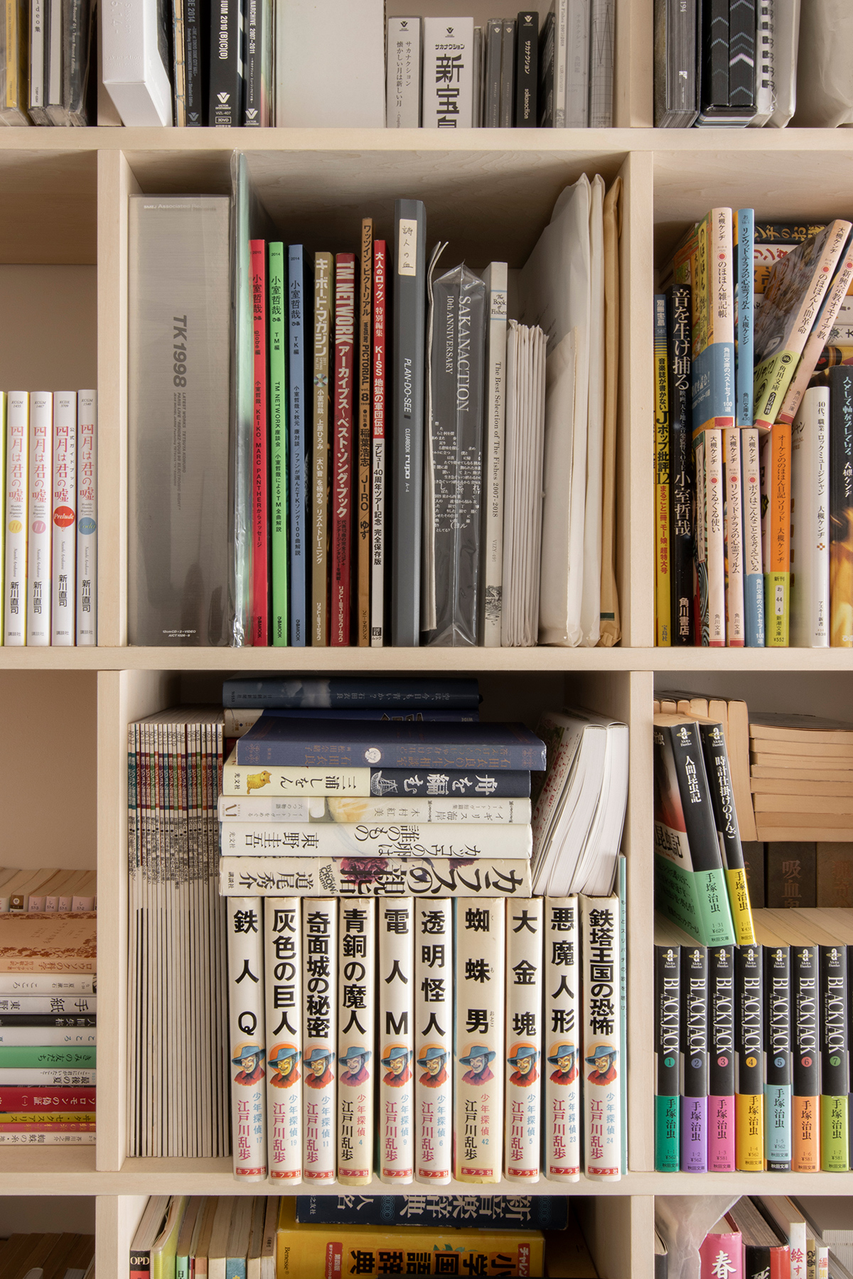 本棚に合わせて生活空間をリフォーム
壁一面の本棚