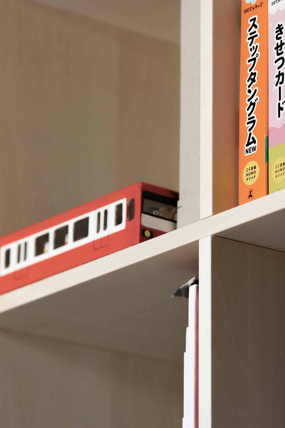 デスク付き本棚がある子供部屋 | デスク付き本棚 / Shelf (No.13) | マルゲリータ使用例 シンプル おしゃれ 部屋 インテリア レイアウト