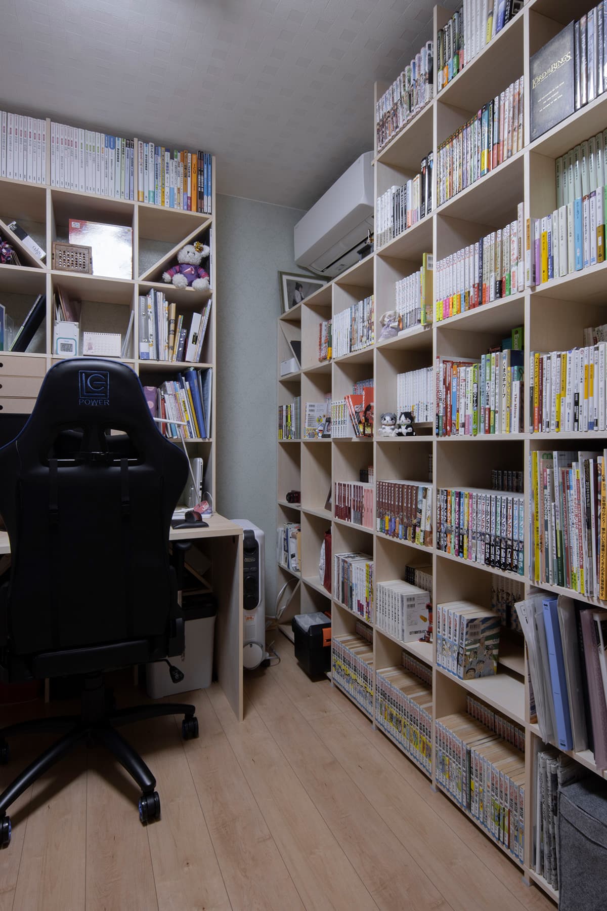 親子それぞれの書斎に 壁一面の本棚 Shelf マルゲリータ使用事例