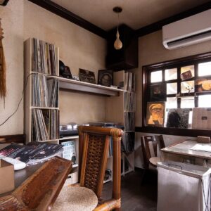 【File 681】Music Bar Bagus(バグース)のレコード棚 - マルゲリータお客様事例 - at SITE margherita