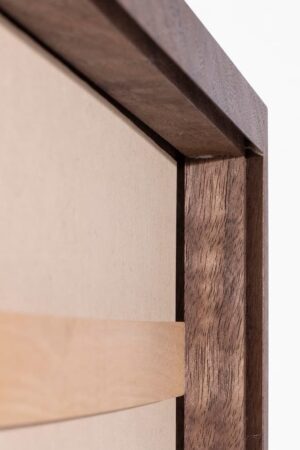 木製額縁の壁掛け用フックと固定ピン取り付け箇所