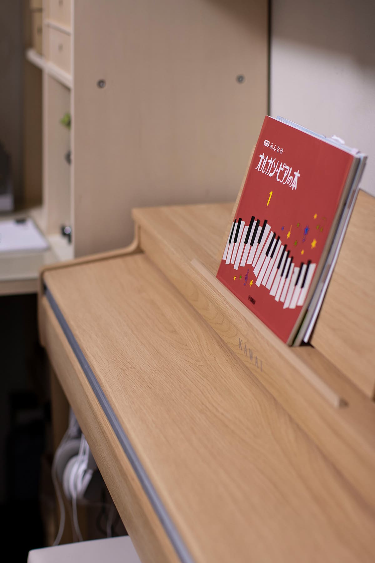 家族の学習部屋の本棚 - Shelf デスク付き本棚 - マルゲリータお客様事例