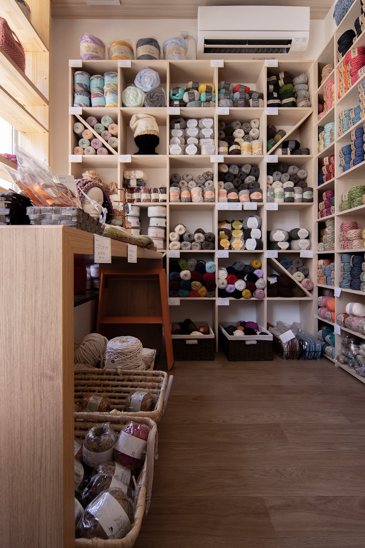 街の毛糸屋さん 鎌倉きゅっＱ 展示什器