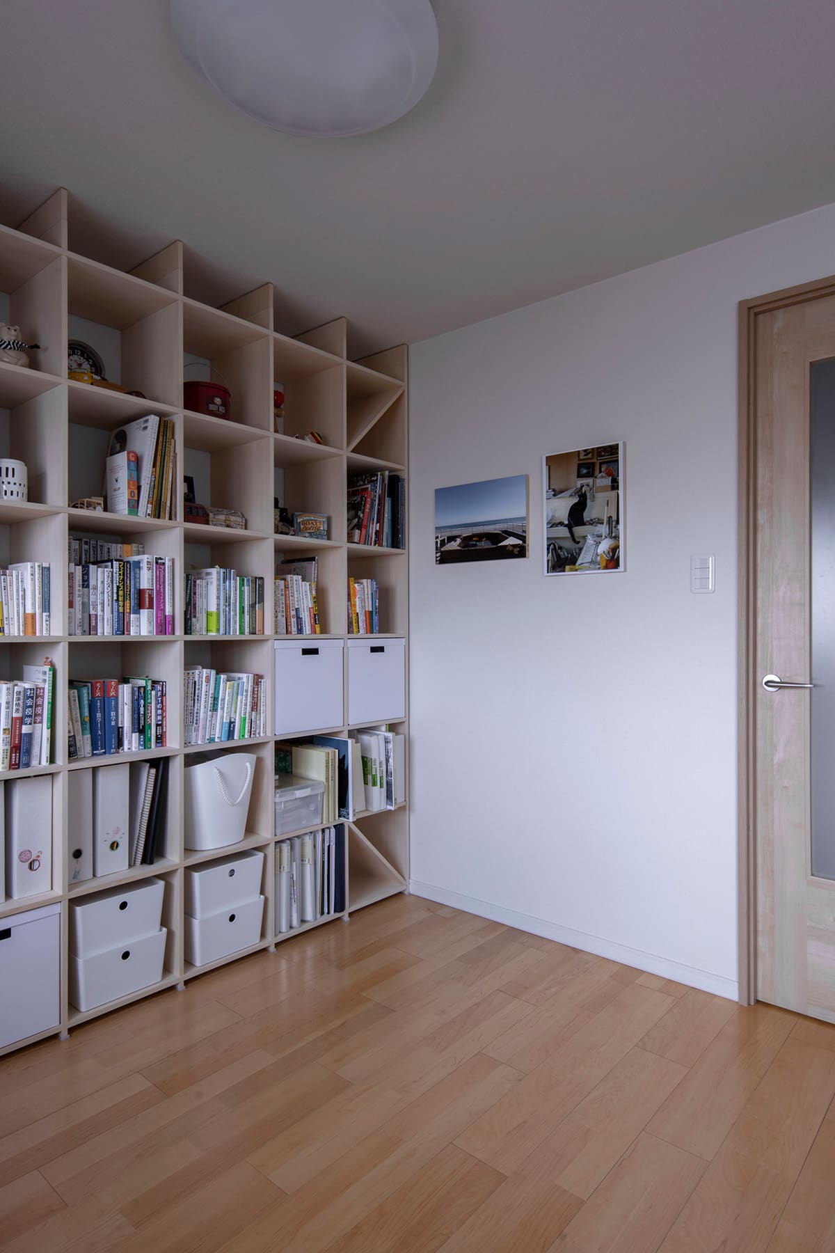 寝室の本棚 - Shelf 壁一面の本棚 奥行350ｍｍ - マルゲリータお客様事例