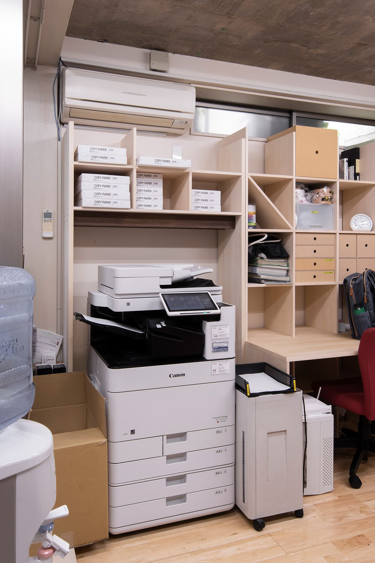【File 764】10年を経たオフィスに増設する - Shelf カウンター付き本棚 - マルゲリータお客様事例