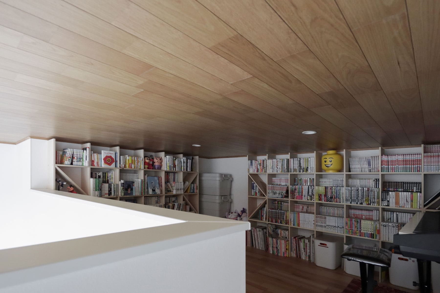 【File 935】- Shelf 壁一面の本棚 奥行250mm - マルゲリータお客様事例