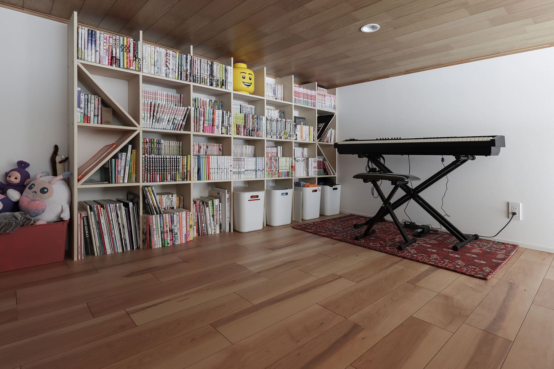【File 935】- Shelf 壁一面の本棚 奥行250mm - マルゲリータお客様事例
