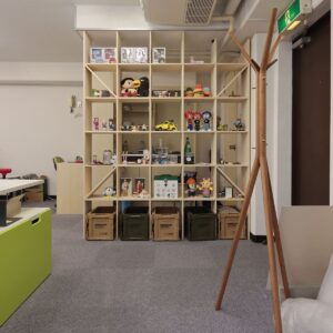 江戸川英語研究所 - Shelf 壁一面の本棚 奥行350mm/Shelf カウンター付き本棚 - マルゲリータお客様の声