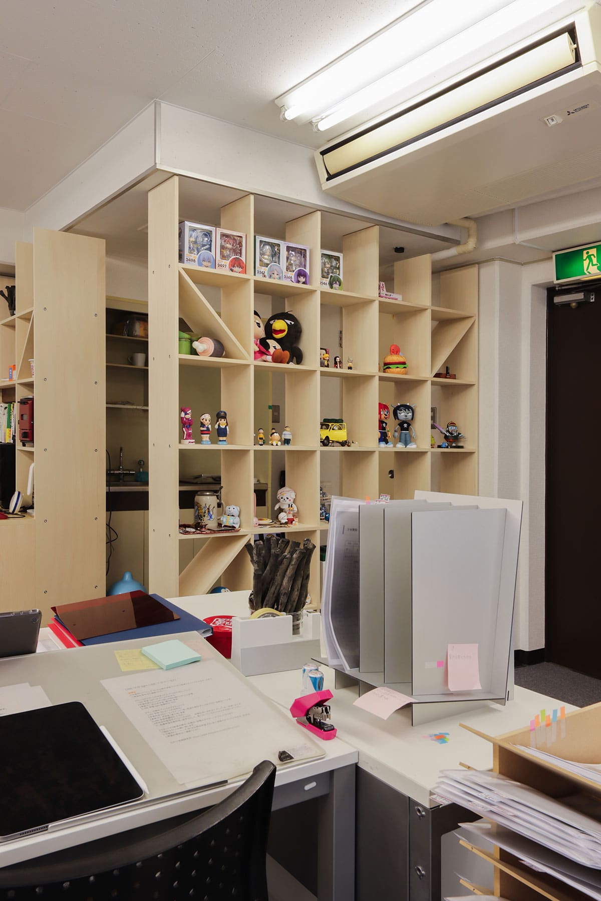江戸川英語研究所 - Shelf 壁一面の本棚 奥行350mm/Shelf カウンター付き本棚 - マルゲリータお客様の声