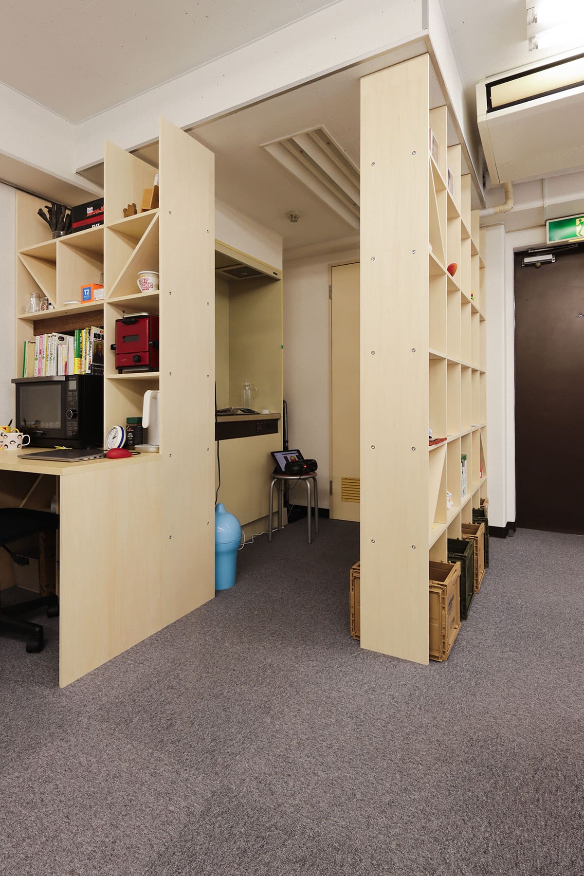 江戸川英語研究所 - Shelf 壁一面の本棚 奥行350mm/Shelf カウンター付き本棚 - マルゲリータお客様の声