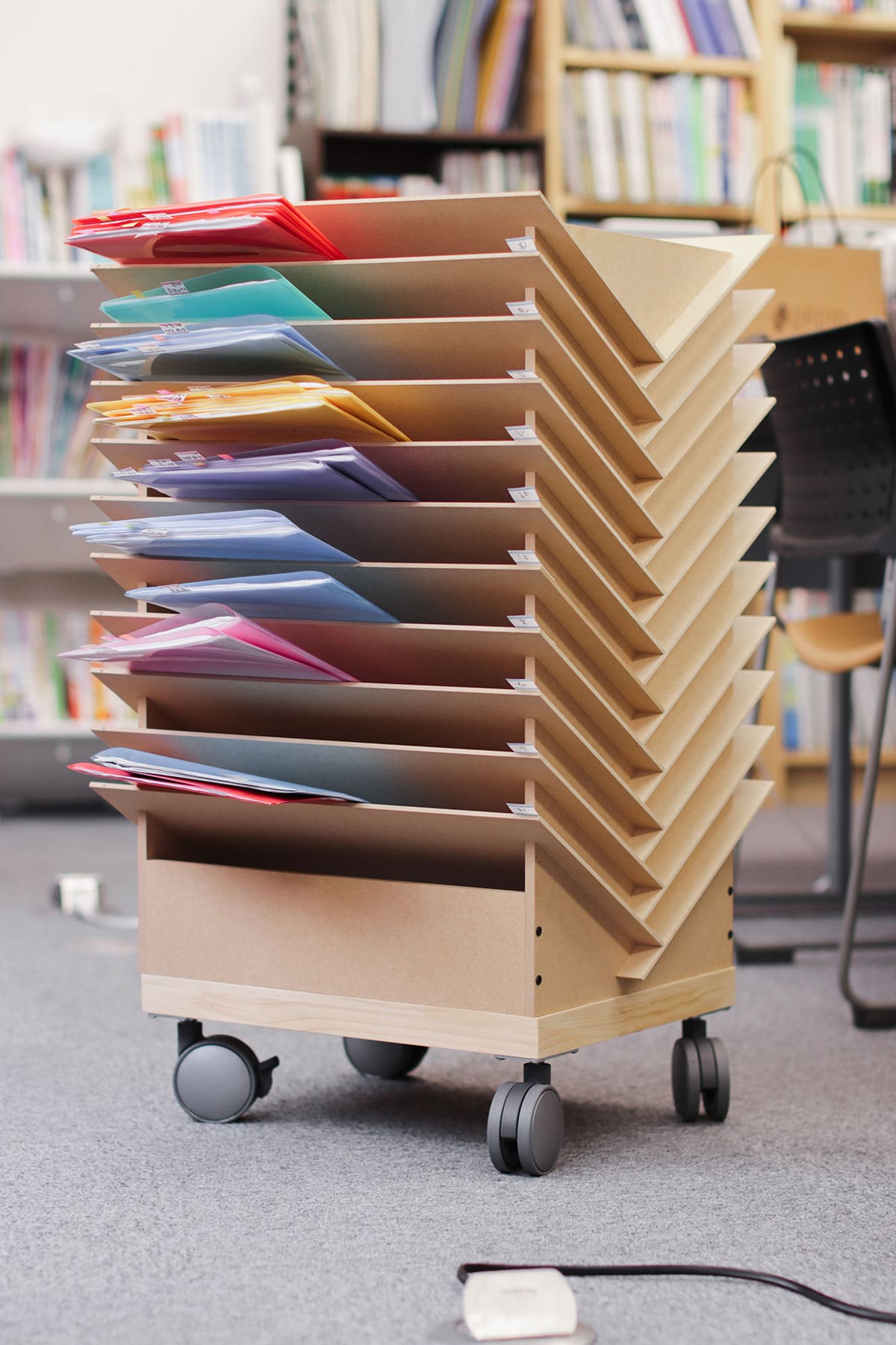 江戸川英語研究所 - Shelf 壁一面の本棚 奥行350mm/Shelf カウンター付き本棚 - マルゲリータお客様の声