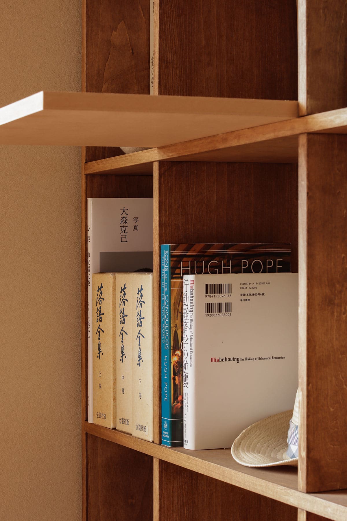 オイルステン仕上げの本棚 - Shelf 壁一面の本棚 奥行350mm - マルゲリータお客様の声