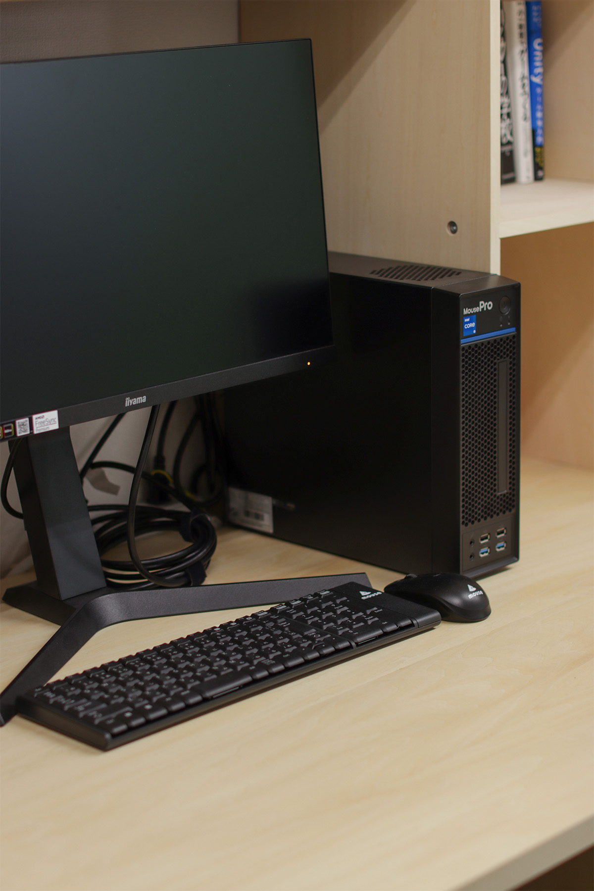 オフィスのワークデスク - Shelf カウンター付き本棚/アンダーカウンター本棚 - マルゲリータお客様事例