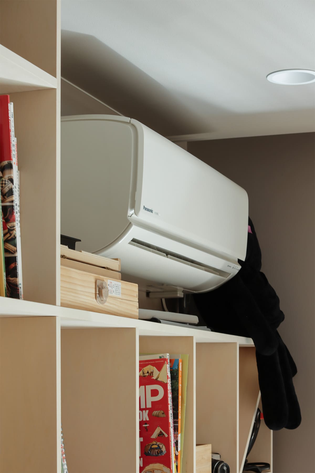 3人兄弟のお子様の勉強部屋 - Shelf カウンター付き本棚 - マルゲリータお客様事例