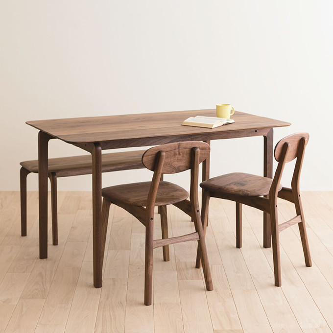 https://www.margherita.jp/liscio/diningtable_index.html