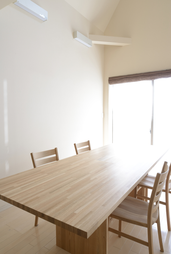 ダイニングテーブル 4人掛け おしゃれ&人気商品をご紹介