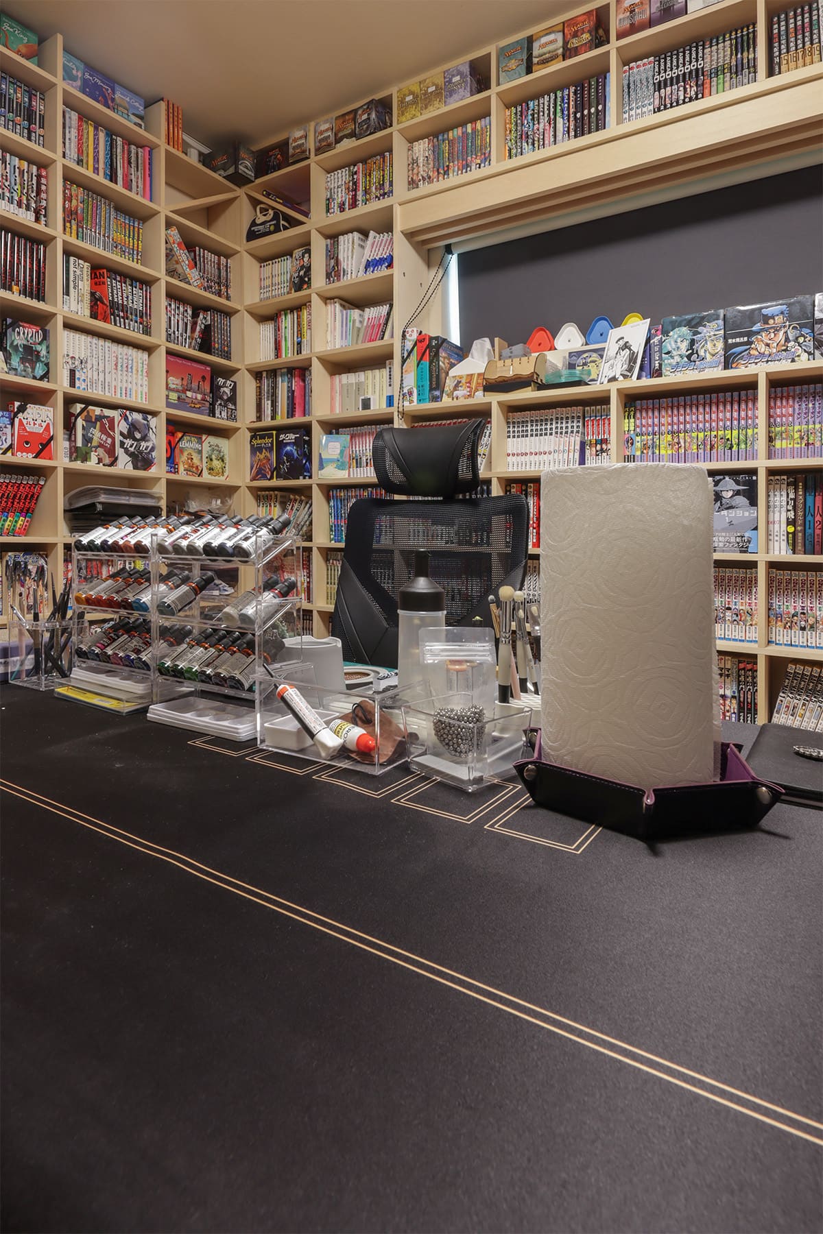 クリエイティブな漫画部屋 - Shelf 壁一面のコミック本棚 奥行180mm - マルゲリータお客様事例
