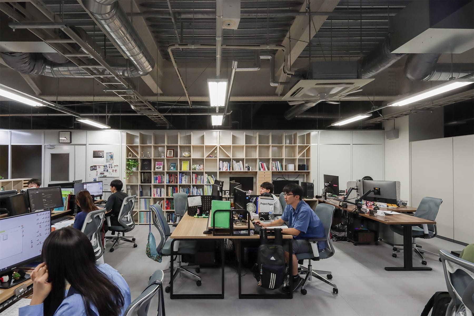 九州大学大学院工学府土木工学専攻 災害数理研究室 - Shelf 壁一面の本棚 - マルゲリータお客様事例