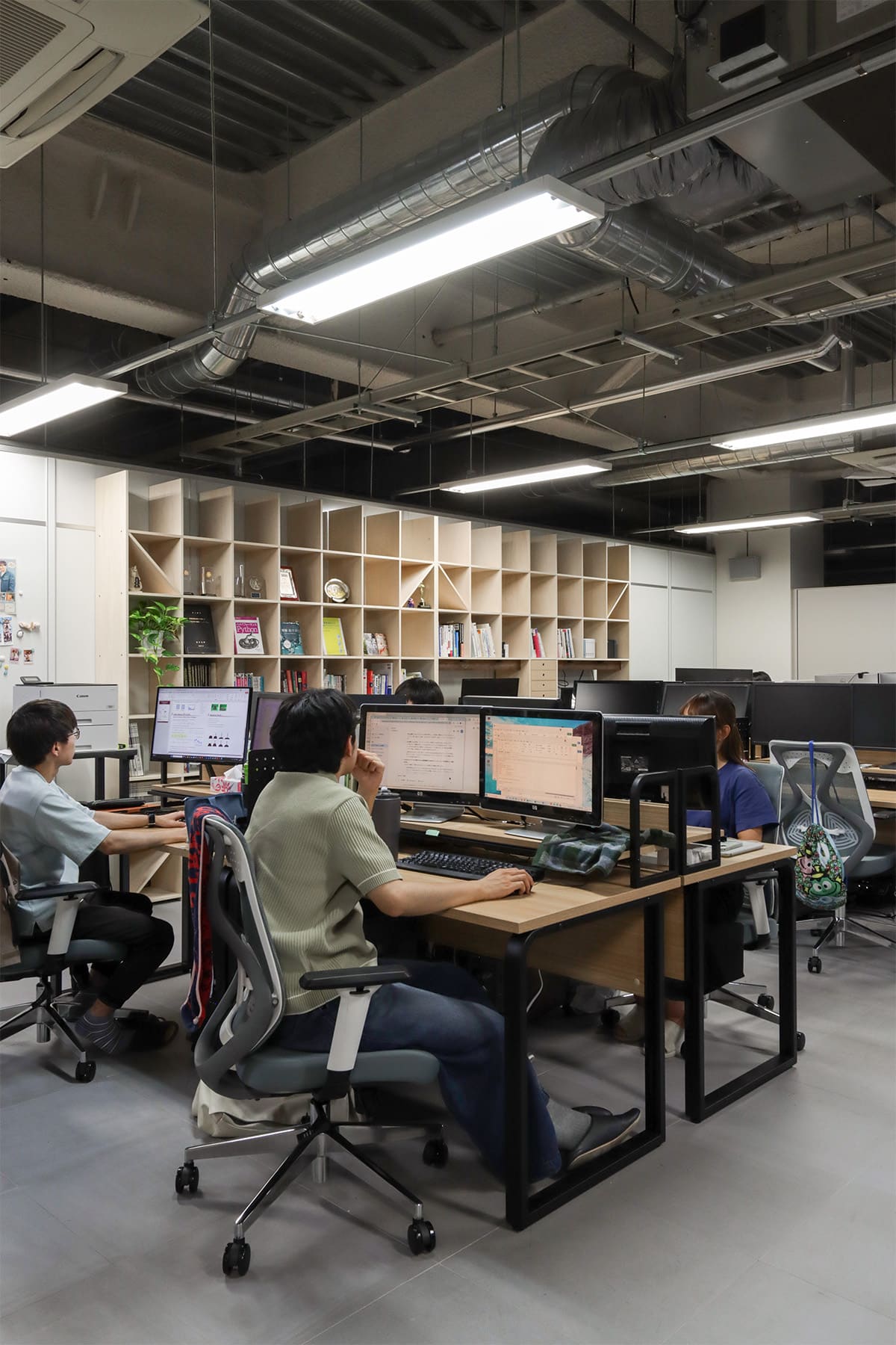 九州大学大学院工学府土木工学専攻 災害数理研究室 - Shelf 壁一面の本棚 - マルゲリータお客様事例