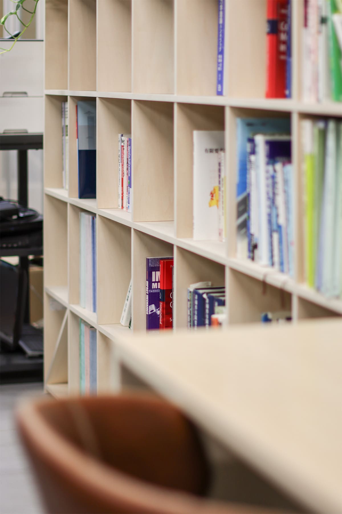 九州大学大学院工学府土木工学専攻 災害数理研究室 - Shelf 壁一面の本棚 - マルゲリータお客様事例