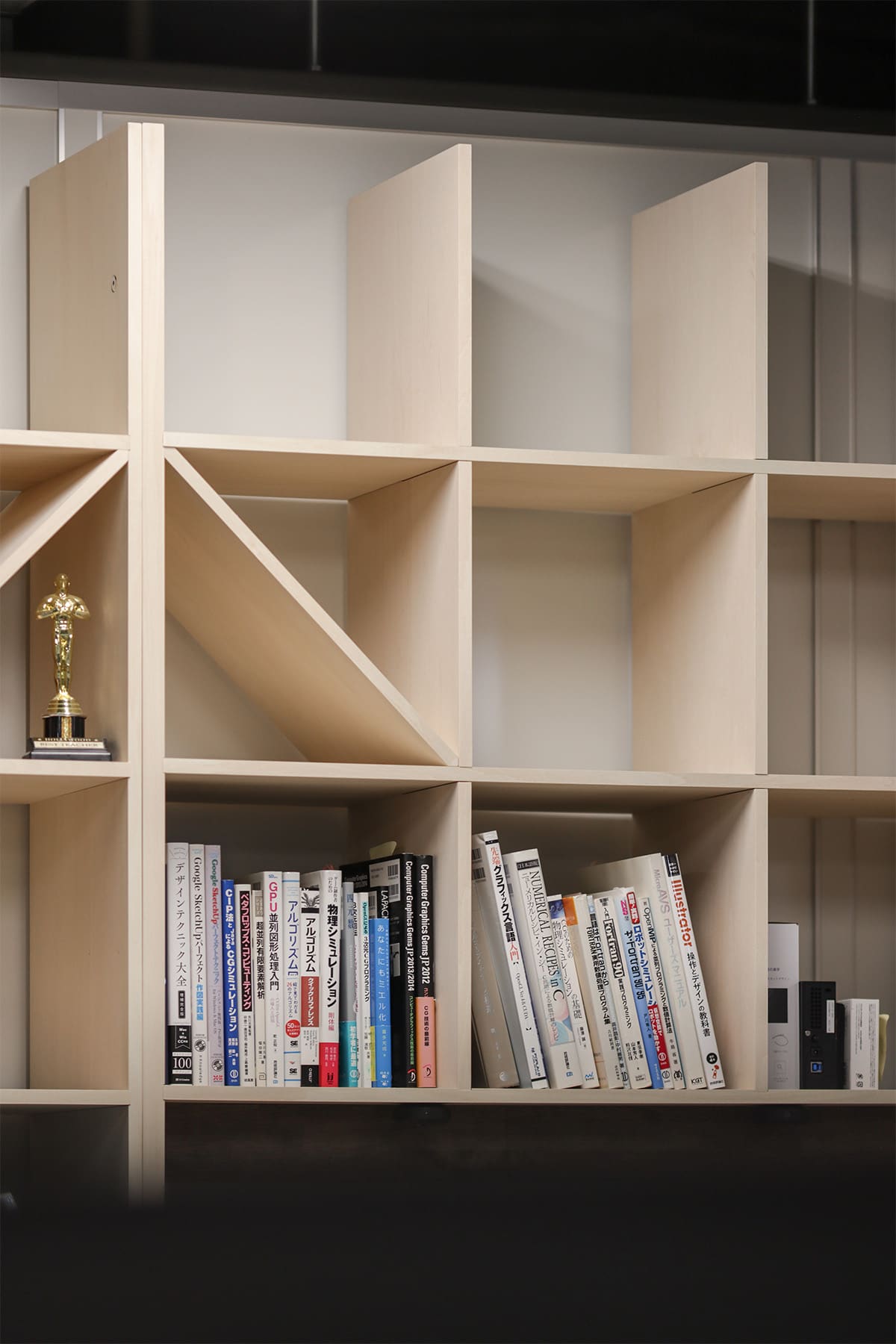 九州大学大学院工学府土木工学専攻 災害数理研究室 - Shelf 壁一面の本棚 - マルゲリータお客様事例