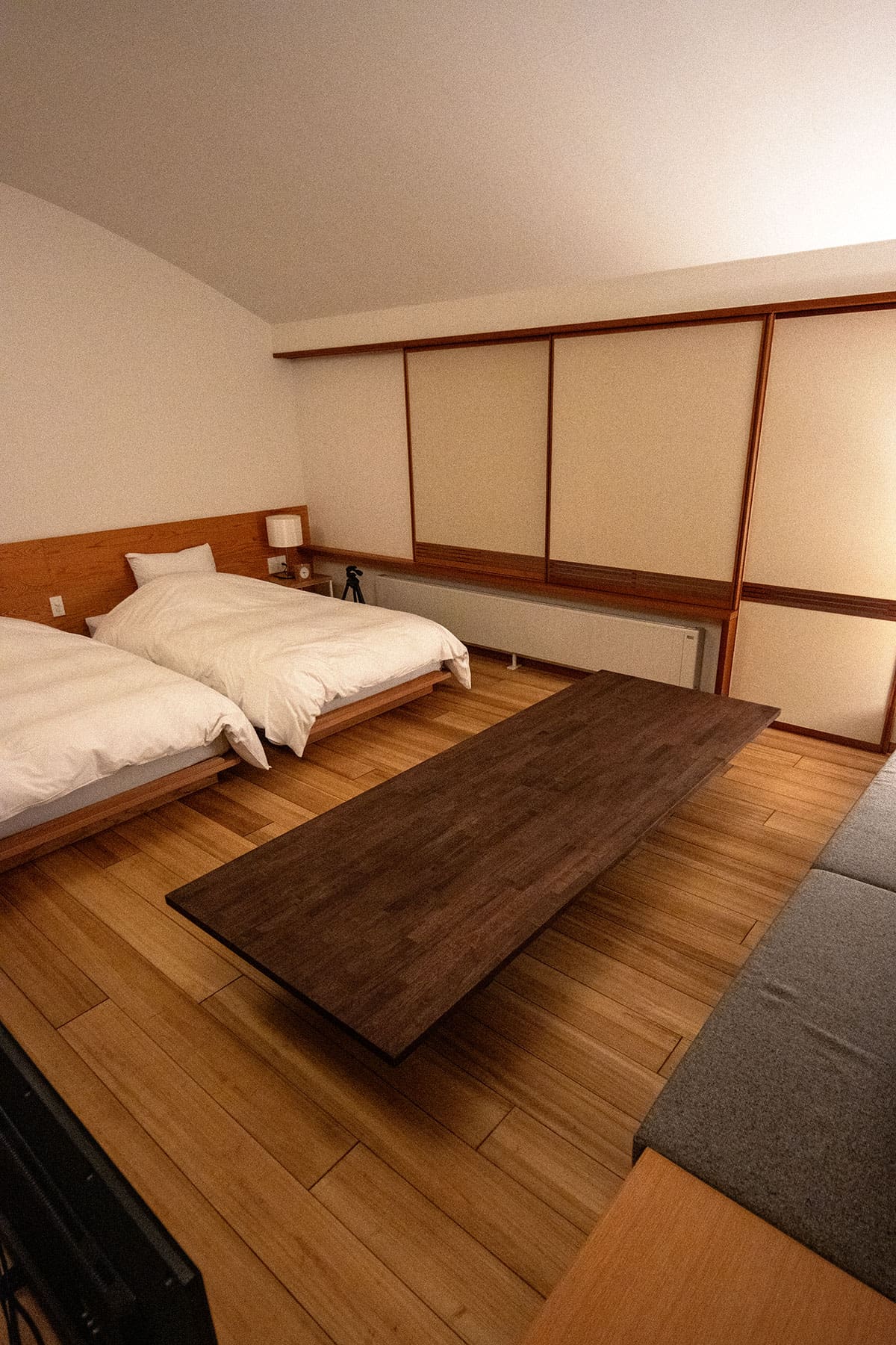FILE 979 客室にローテーブルを導入 - Tavola 座卓 - マルゲリータお客様事例
