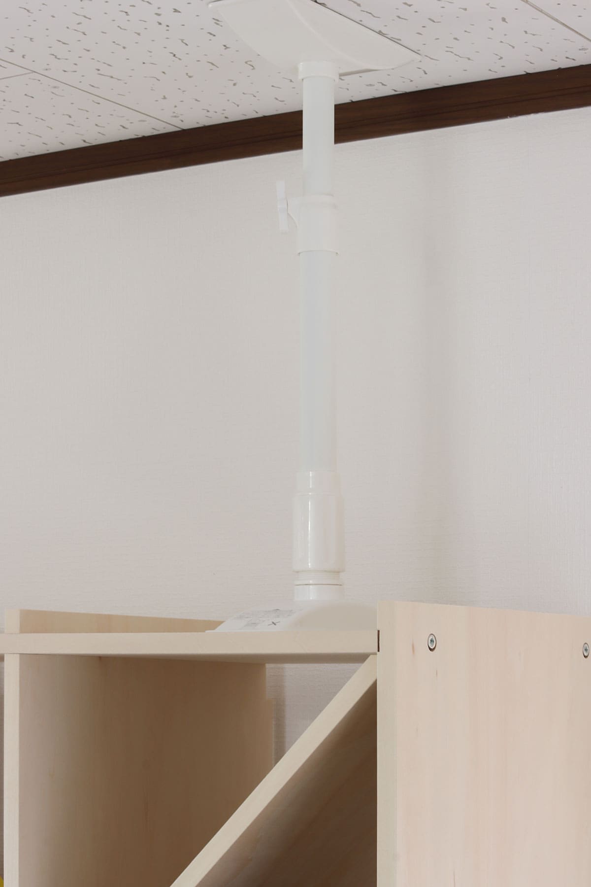 株式会社ぴたカフェ様 - Shelf 壁一面の本棚 奥行250mm - マルゲリータお客様の声