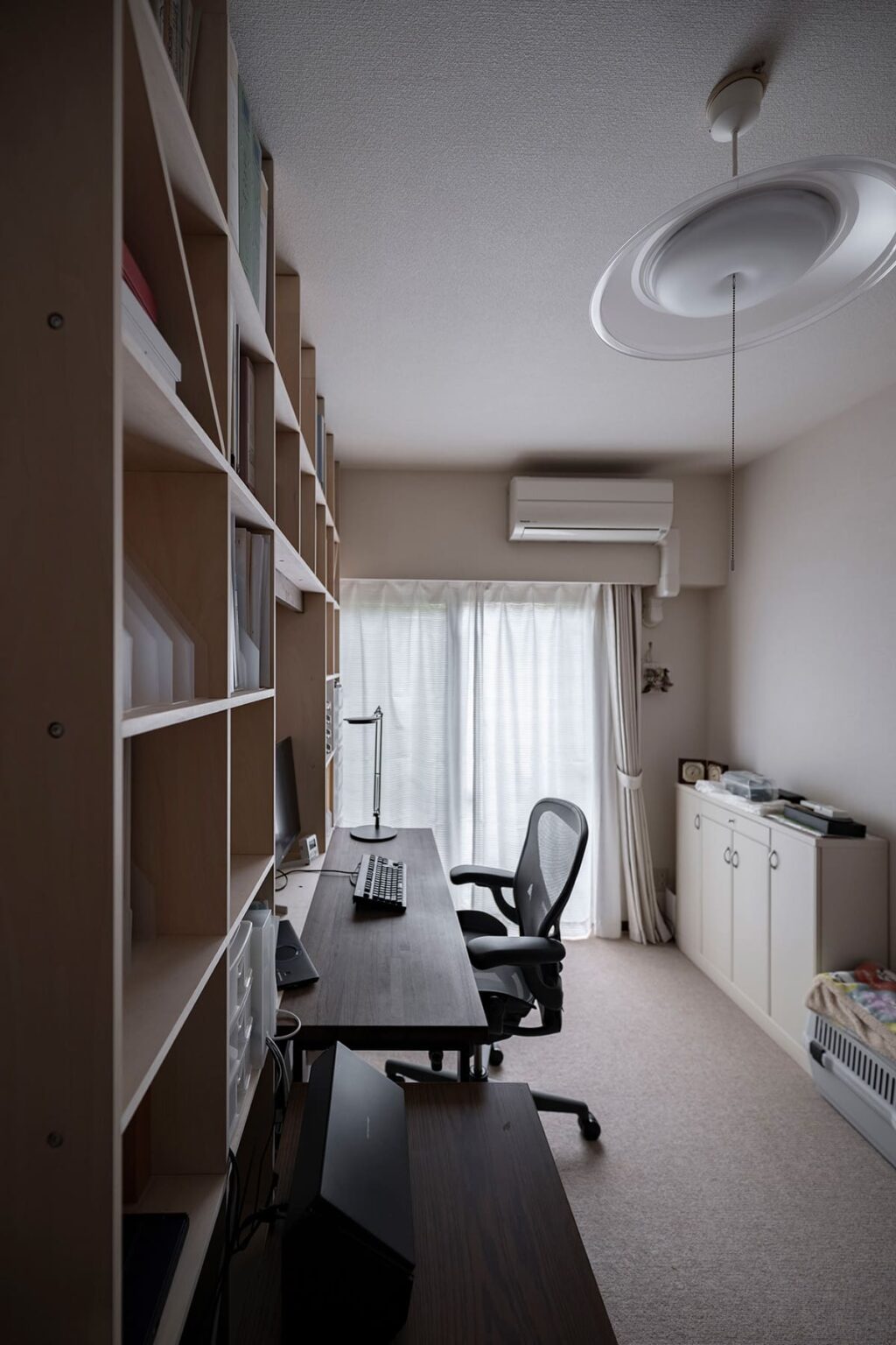 狭い部屋のレイアウトとは？ リビング・寝室・書斎の実例をご紹介