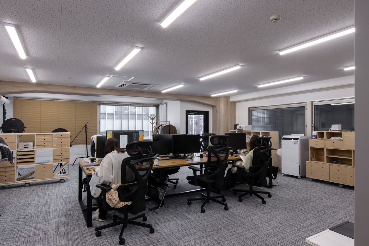 可動式の収納棚 移動できて間仕切りにもなるオープンラックなどをご紹介