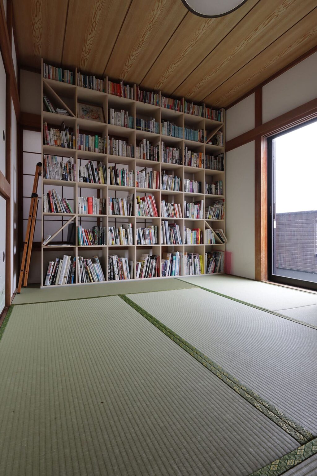 和室の本棚 - Shelf 壁一面の本棚 奥行250mm - マルゲリータお客様事例