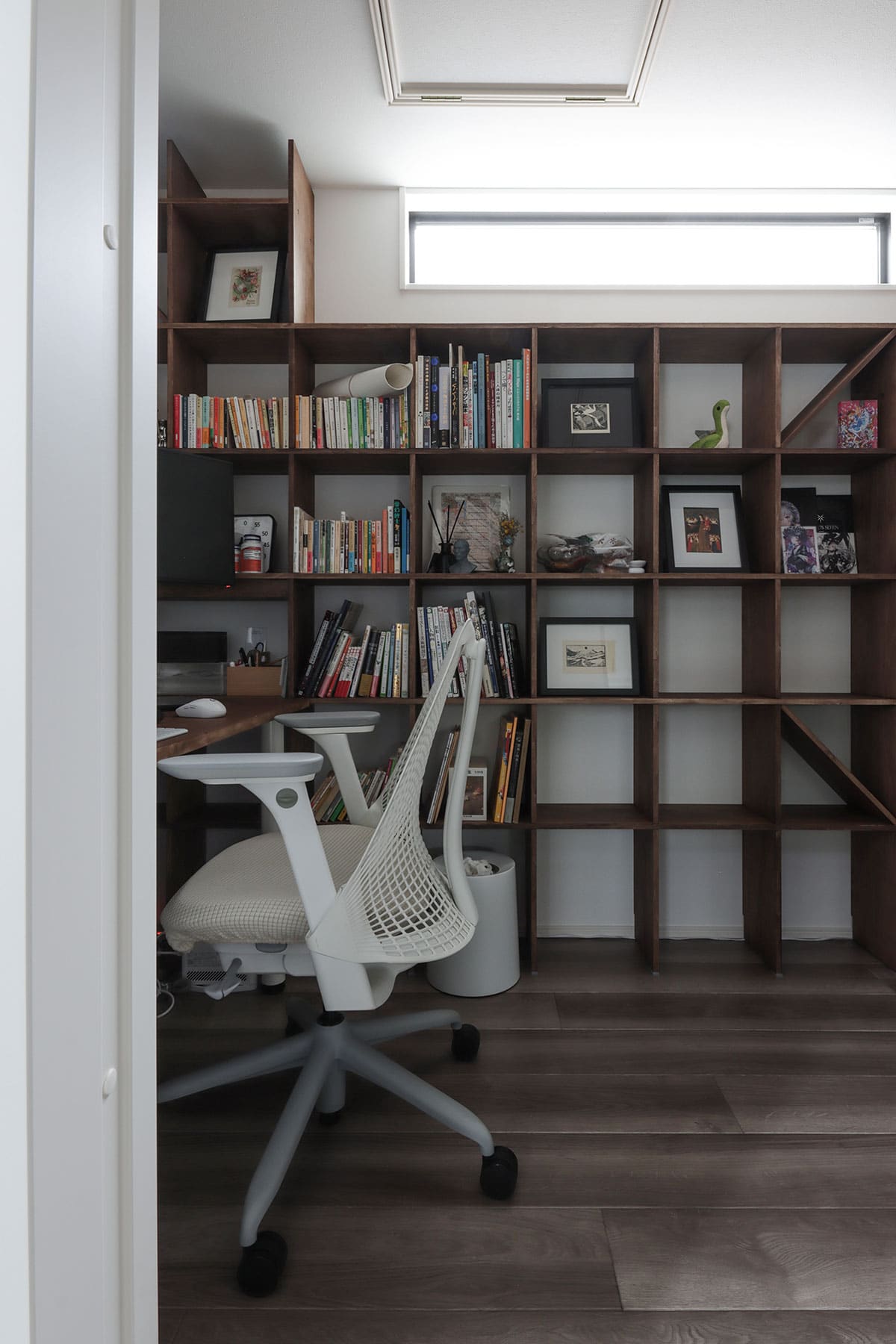 書斎の本棚 - Shelf 壁一面の本棚 奥行250mm - マルゲリータお客様事例