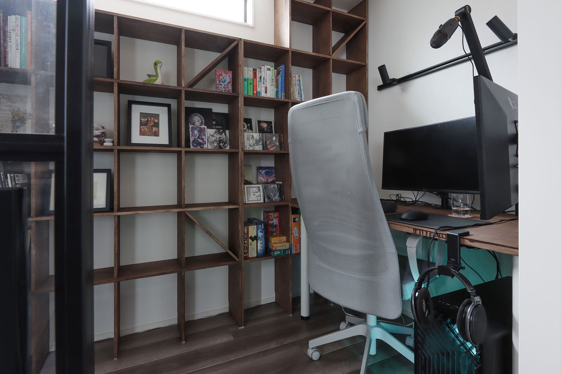 書斎の本棚 - Shelf 壁一面の本棚 奥行250mm - マルゲリータお客様事例