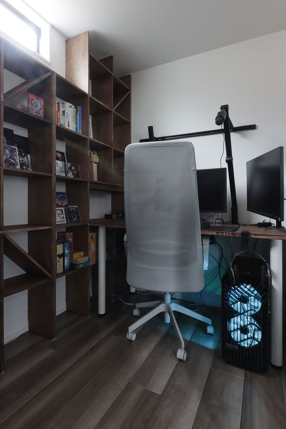 書斎の本棚 - Shelf 壁一面の本棚 奥行250mm - マルゲリータお客様事例