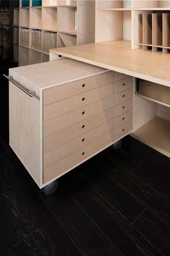 可動式の収納棚 移動できて間仕切りにもなるオープンラックなどをご紹介